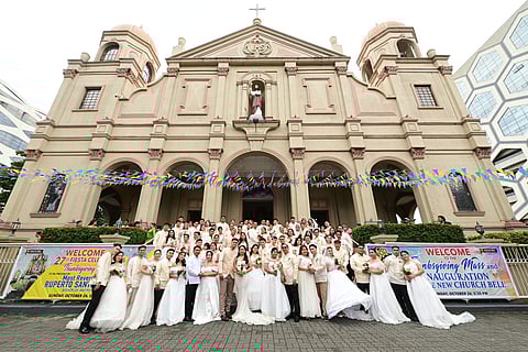 Thirty-eight couples started married life together as the Felicidad T. Sy Foundation held its 10th Kasalan sa SM at the Archdiocesan Shrine of Jesus in Pasay City.