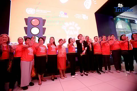 (November 24 2025) Quezon City Mayor Joy Belmonte, PCW Chairperson Ermelita Valdeavilla, DSWD Usec. Monina Josefina Romualdez, DILG ASec. Lilian de Leon and UN Philippines Resident Coordinator Arnaud Peral and others VIP led the ceremonial lighting for the 18-Day Campaign to End Violence Against Women, its observed from November 25 to December 12, they extends the international 16 Days of Activism Against Gender-Based Violence and carries the national theme “UNiTEd for a VAW-free Philippines.” This year’s campaign also commemorates the 21st anniversary of the Anti-Violence Against Women and Their Children (Anti-VAWC) Act of 2004 (RA 9262)—reaffirming our shared commitment to end violence and discrimination against women and girls. The Ceremonial Lighting, one of the official kick-off activities, will feature the illumination of SM malls and landmarks nationwide in orange, the official color of the UNiTE campaign symbolizing hope and a future free from violence. Photo/Analy Labor