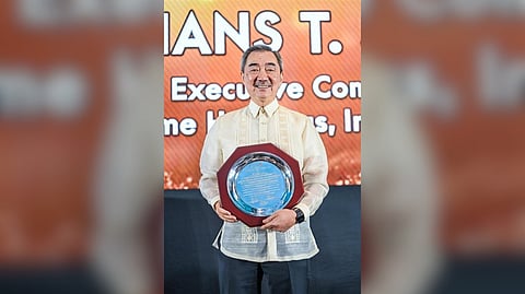 A beaming Han Sy, chairperson of SM Prime’s Executive Committee and Chairman of the Board of Chinabank Corporation, holds the plaque commemorating his Management Person of the Year award by the Management Association of the Philippines for his ‘lifelong commitment to environmental stewardship, social inclusion, good governance and resilience.’ A major advocate for sustainability and environmental initiatives, Sy was the first Filipino appointed as private sector representative to the UN International Strategy for Disaster Reduction.