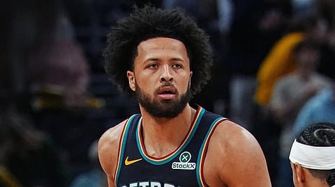 Pistons keep rolling; Raptors roar past Cavs