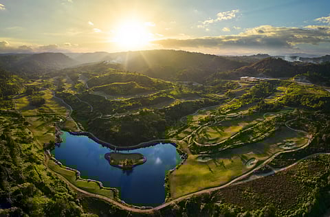 BCDA seals P5.1-B deal for golf and villa estate in New Clark City