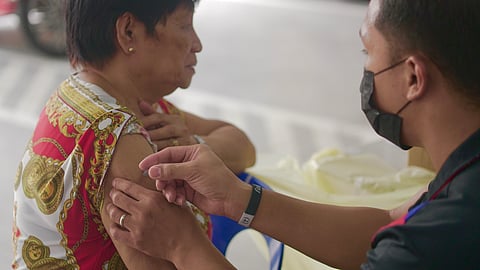 The Ateneo Center for Research and Innovation (ACRI), in collaboration with the International Center for Antimicrobial Resistance Solutions (ICARS) and the City Health Office of Valenzuela, held a vaccination drive, “BakunAMoRe: Buhay Protektado, Mikrobyo Laging Talo,” on Friday. The event prioritized Senior Citizens while raising awareness about Antimicrobial Resistance (AMR).