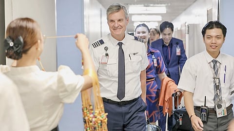 JETSTAR Airways pilots and flight attendants are welcomed by Department of Tourism personnel at the Ninoy Aquino International Airport Terminal 3 upon their arrival from Perth, Australia.
