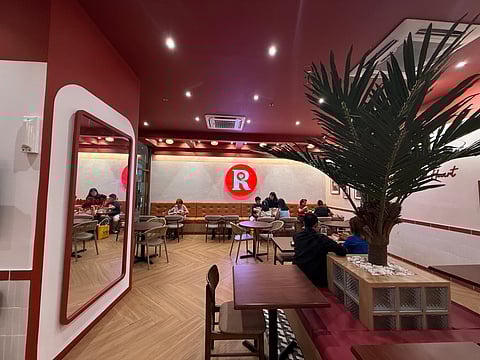 What’s fun is that the place behind these well-loved delicacies just went through a thorough aesthetic renovation, and it shows at SM Mall of Asia.