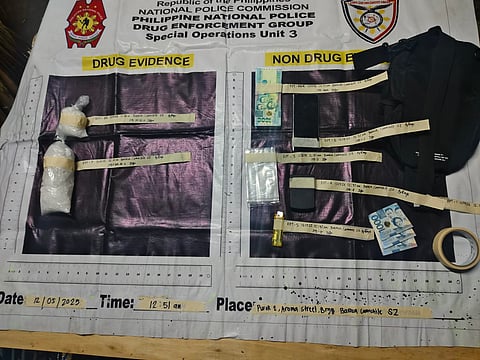 Mahigit P2.7-milyong halaga ng hinihinalang droga ang nakumpiska at mag-live-in partner ang nahuli ng otoridad pagkatapos magsagawa ng buy-bust operation sa may Barangay Baraca Camachile ng Bayan ng Subic, Zambales nitong madaling araw ng Disyembre 5, 2025.