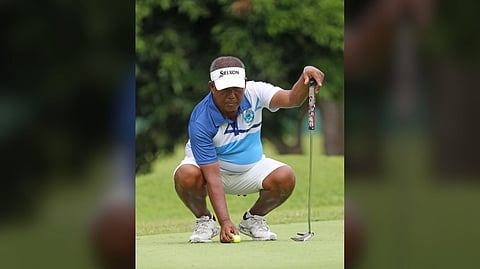 ANTONIO Lascuña grabs an early lead in the Senior (50-59) division after carding a four-under-par 68 in the opening round of the Stronghold Insurance Senior Open at Hallow Ridge Filipinas Golf Inc. on Monday.