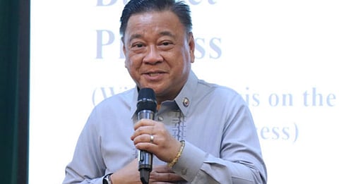 Former House Appropriations Chair Congressman Isidro Ungab has raised concerns over the controversial handling of PhilHealth funds.