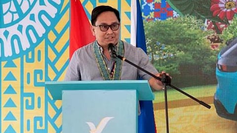 REPRESENTING the Land Transportation Franchising and Regulatory Board in Davao Region, regional director Nonito Llanos attends the launch of Green GSM’s electric taxi service in the city.