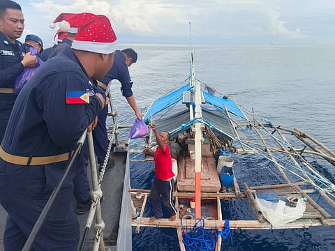 BRP Artemio Ricarte (PS37) conducted Gift-Giving-at-Sea activity to the fisher folks at vicinity 7.6NM South off Buca Point, Kiamba , Sarangani Province on 17 December 2025.