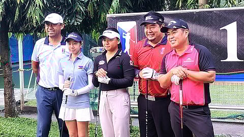 Rianne Malixi (middle), one of the world’s top amateurs, strikes a pose after hitting the ceremonial ball ushering in the 2025 JGFP Christmas Parent and Child tournament at Camp Aguinaldo Golf Course in Quezon City on Monday. She is joined by (from left) JGFP director Ely Saludar, junior standout Nicole Gan, JGFP president Oliver Gan and Mike Lim. 
