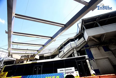 (December 27 2025) Update on the ongoing construction of the new Kamuning footbridge and EDSA busway replacing the old "mount Kamuning bridge" in Quezon City on Saturday December 27, 2025: the planned design focuses on everyday commuter convenience mostly for senior citizens, persons with disabilities, and  pregnant women, the latest updates indicate the project may extend slightly into January 2026  to allow more time for safety checks and finishing touches. Photo/Analy Labor