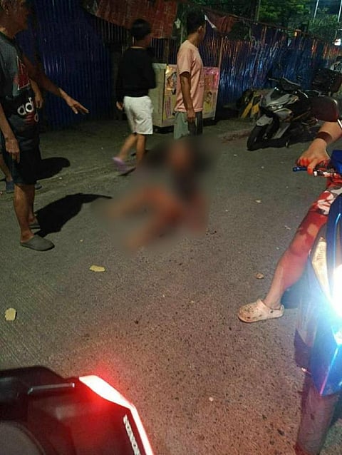 Injured child in the Tondo, Manila firecracker incident in the evening of 28 December. 