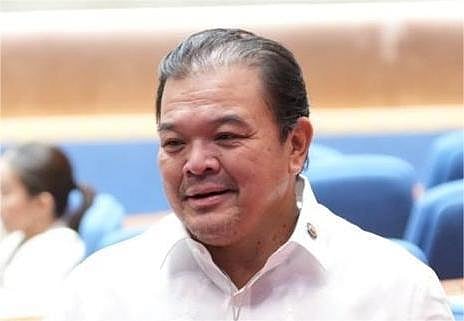 SARANGANI Lone District Congressman Steve Chiongbian Solon supports measure aimed at limiting family-based political power.