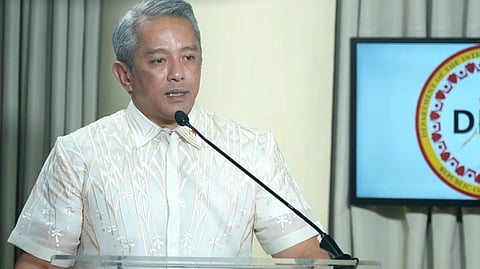 DILG: Channels to report ‘epal’ officials existing 