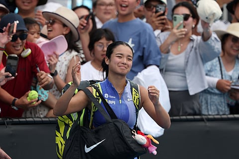 ALEX Eala’s journey to glory in the Australian Open comes to a screeching halt after she and her partner, Ingrid Martins of Brazil, suffered a 6-7, 6-2, 3-6 loss to Magda Linette of Poland and Shuko Aoyama of Japan in the women’s doubles event on Tuesday.