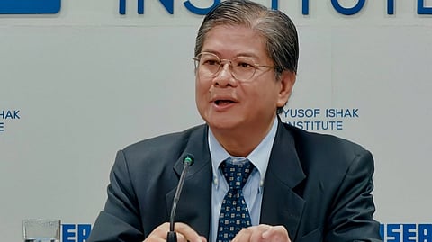 FORMER ASEAN Secretariat director, Medardo Abad Jr., said chairship of the ASEAN offers an opportunity to highlight national priorities in line with the Philippines’ foreign policy.