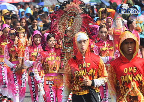 Devotees carry their own images of the Santo Niño as they join the fluvial and solemn foot procession of the Santo Niño de Cebu at Muelle Loney in Iloilo City on Friday, January 23, as part of the Feast of the Santo Niño and the 2026 Dinagyang Festival. Hundreds of faithful walked in prayer and thanksgiving as the revered image was escorted from the waterfront amid hymns, marking one of the festival’s most significant religious rites.