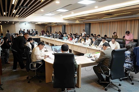 House panel approves student internship program