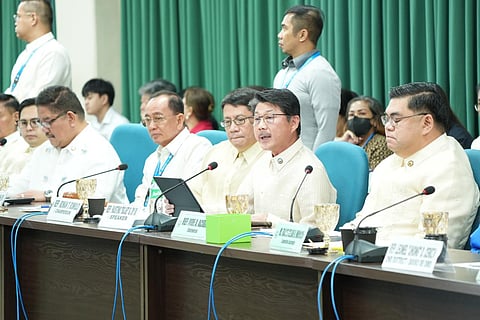 (FILE) HOUSE Speaker Faustino "Bojie" Dy lll presides the start of deliberation on the anti-political dynasty bill