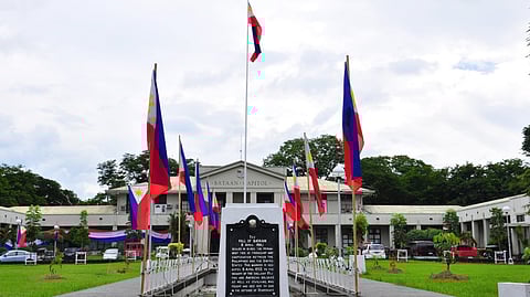 Bataan officials tackle peace, security