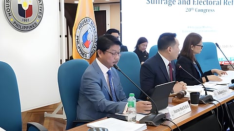 Lawmakers debate scope of dynasty ban