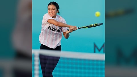 ALEX Eala warms up before her 2026 Abu Dhabi Open campaign versus familiar foe Zeynep Sönmez of Turkey.