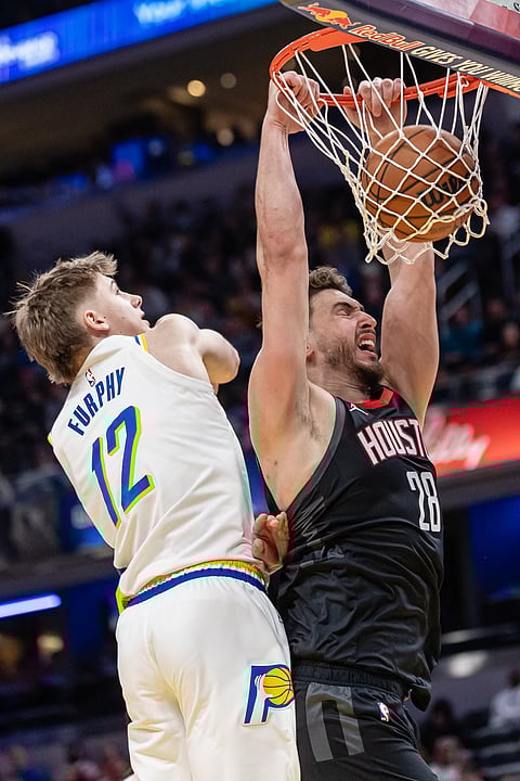 ALPEREN Sengun delivers a monster performance, firing 39 points and 16 rebounds to lead the Houston Rockets to a 118-114 win over the Houston Rockets in the NBA regular season.