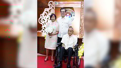 After 32 years, senior couple finally ties the knot at City Hall