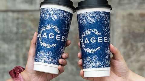 Chagee's Peach Oolong Milk Tea. 