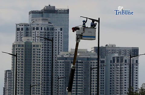 Workers were seen installing street lights along Commonwealth Avenue in Quezon City on Monday, 9 February 2026.

According to a Philippine Statistics Authority (PSA) report, more Filipinos were jobless in December, with the number slightly rising to 2.26 million despite the onset of the holiday season.