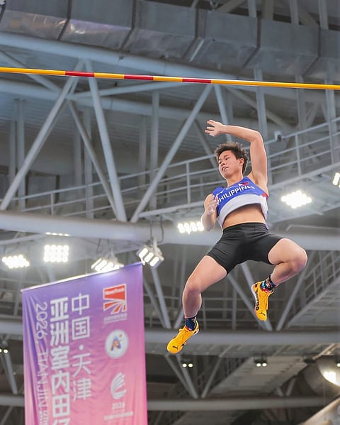 EJ Obiena is left with only two chances at making the World Athletics Indoor Championships next month in Poland.