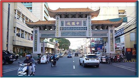 ONE of two Filipino-Chinese Friendship arches along Banawe Street that was established in 2013 as a project of the  Federation of Filipino-Chinese Chamber of Commerce and Industry, Inc.