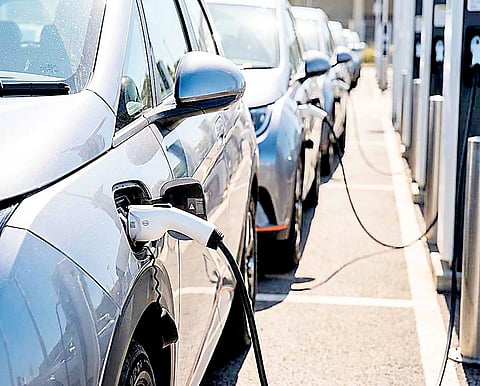 ELECTRIC vehicles plug into a shared charging network that supports fleet managers using a centralized digital wallet.
