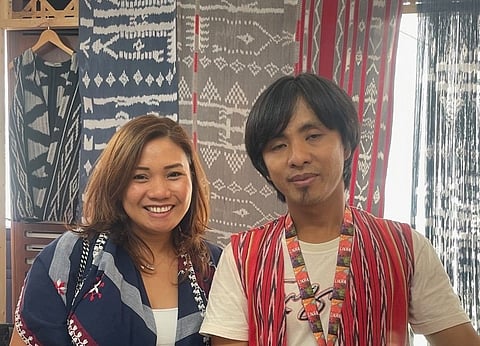 THE brand has attracted international clients or expatriates in the UAE. Babylyn Buchan, (above, left) with Filipino artisan Sammy.