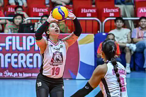 MARS Alba displays her playmaking brilliance to lead Akari to a 25-18, 25-23, 23-25, 25-23 victory over Nxled in the Premier Volleyball League All-Filipino Conference.