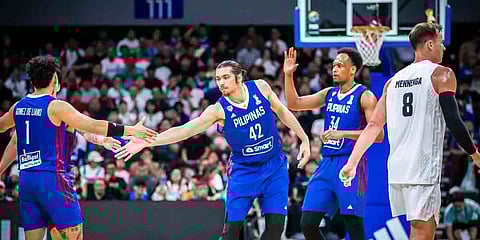 Aussies expect emotional battle