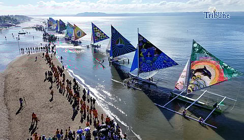 (March 01 2026) Local and foreign tourist flock at the shoreline of Arevalo in Iloilo City on Sunday March 1 2026, to witness the colorful 53rd Iloilo-Guimaras Paraw Regatta Festival. The Iloilo Paraw Regatta Festival is Asia's oldest traditional sailing event in the Philippines, held annually in Villa Arevalo, Iloilo City, . Photo/Analy Labor