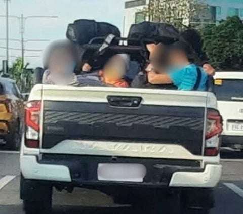 THE Nissan Navara that was said to be a vehicle of the Department of Environment Natural Resources with employees riding at the back of the vehicle. 