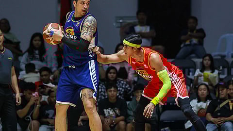 FORMER stars Mark Pingris (left) and Arwind Santos reminisce about the good old days during a goodwill game celebrating the PBA All-Star Weekend festivities in Candon, Ilocos Sur.