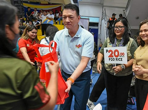 Bacoor City launches region's first Kadiwa market