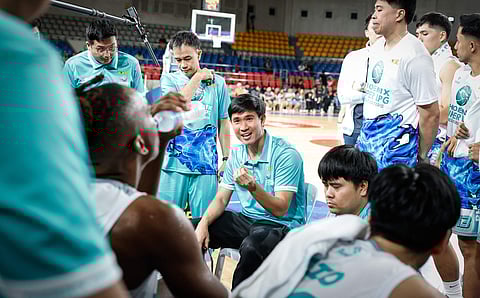CHARLES Tiu makes a rousing coaching debut for Phoenix in the PBA Philippine Cup.
