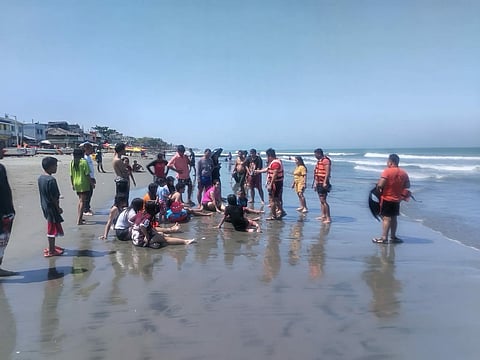 Five swimmers rescued from rough waters in Pangasinan