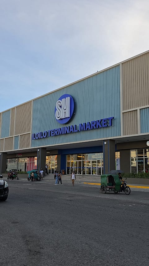 Facade of the newly-built Iloilo Terminal Market in Iloilo City.
