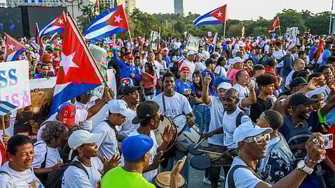 Cuba resists pressure