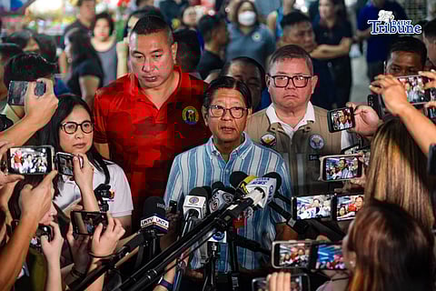 President Ferdinand “Bongbong” Marcos Jr. personally led a special joint price and supply monitoring at Agora Public Market in San Juan City amid successive increases in fuel prices that are burdening consumers on Wednesday, March 18, 2026. 


The President is joined by Department of Agriculture Francisco Tiu Laurel, Department of Trade and  Industry Christina Roque and San Juan Mayor Francis Zamora in inspecting stalls to ensure that prices of basic goods remain stable. 


The effects of tensions in the Middle East are being felt in local markets, particularly through rising oil prices that impact transportation and food production. Higher fuel costs create a domino effect, driving up fares as well as the prices of vegetables, meat, and other essential commodities. Authorities closely checked the prices of rice, chicken, pork, fish, and vegetables to prevent profiteering.



PHOTOS BY YUMMIE DINGDING