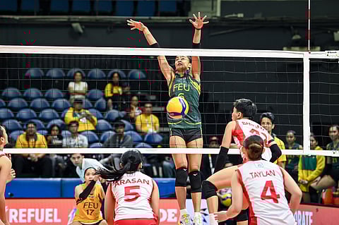 LOVELY Lopez of FEU delivers a defensive gem as she single-handedly blocks a UE attack during their 25-11, 25-15, 25-22 victory in Season 88 UAAP women’s volleyball tournament on Thursday.   
