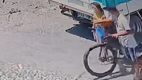 Young girl rescued from attempted abduction