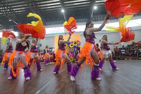 The women of Las Piñas came together in full force to celebrate the annual Women’s Month last Saturday (March 20, 2026) at the Villar Coliseum, in an event led by the Villar Foundation.

More than 3,000 participants from 20 barangays showcased their energy and unity through an exciting Zumba competition. Former Senator Cynthia Villar, together with Senators Mark and Camille Villar and several local officials, is seen in attendance. 