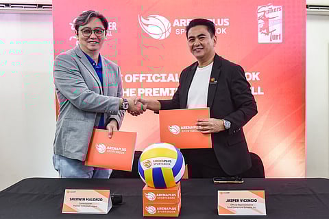 PVL commissioner Sherwin Malonzo (left) and Total Gamezone Xtreme Inc. president Jasper Vicencio renew their partnership, making ArenaPlus as the league’s official gaming partner. 