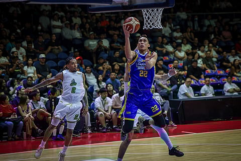 ZAV Lucero fires 23 points and nine rebounds to power Magnolia to a 121-109 win over Macau in the PBA Commissioner’s Cup on Saturday at the Smart Araneta Coliseum.